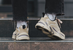 Фото - Бежевые молодежные кроссовки Staff beige - Men box