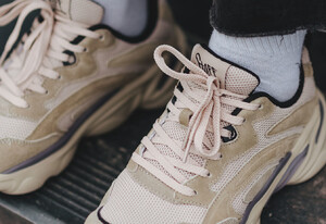 Фото - Бежевые молодежные кроссовки Staff beige - Men box