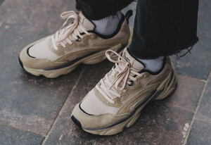 Фото - Бежевые молодежные кроссовки Staff beige - Men box