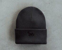 Фото - Базовая темно-серая шапка Staff dark gray logo - Men box