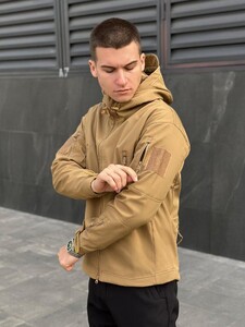 Фото - Демисезонная мужская куртка Pobedov Fearless. Цвет: койот - Men box