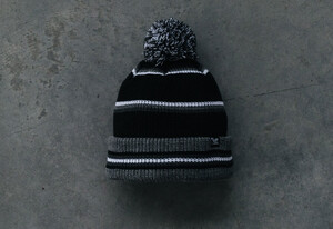 Фото - Чорна смугаста шапка Staff gray & black - Men box
