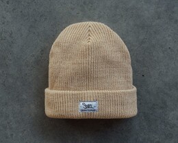 Фото - Зимова бежева шапка Staff beige basic logo - Men box