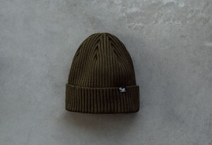 Фото - Шапка с подворотом цвета хаки Staff 26 khaki - Men box