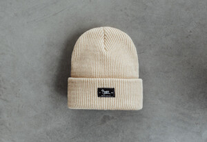 Фото - Унісекс шапка бежевого кольору Staff 25 beige - Men box