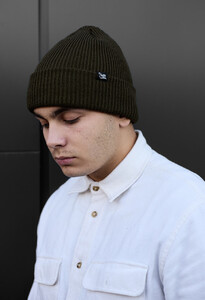 Фото - Однотонная шапка в цвете хаки Staff 15 khaki - Men box
