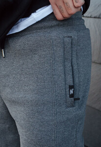 Фото - Спортивные штаны цвета графит Staff g graphite fleece - Men box
