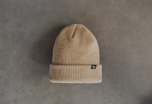Фото - Повседневная бежевая шапка Staff 2 beige - Men box