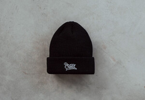 Фото - Универсальная черная шапка Staff 24 logo black - Men box