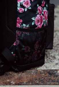 Фото - Черный унисекс рюкзак с розами Staff rolltop 22L roses - Men box