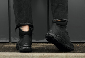 Фото - Однотонные черные зимние кроссовки Staff all black - Men box