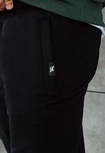 Фото - Черные мужские спортивные штаны Staff day black - Men box