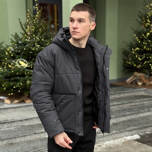 Фото - Мужская зимняя куртка Pobedov Rockford темно-серого цвета - Men box