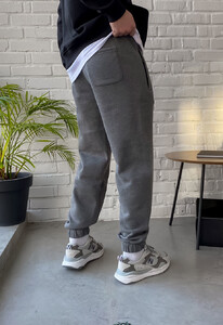 Фото - Спортивные штаны цвета графит Staff mi graphite basic fleece - Men box