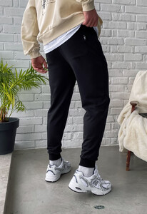 Фото - Черные спортивные штаны с лого Staff go logo black - Men box