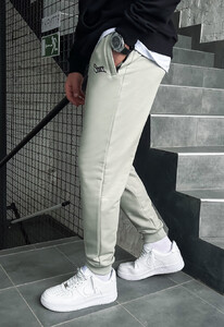 Фото - Серо-зеленые спортивные штаны Staff green gray logo - Men box