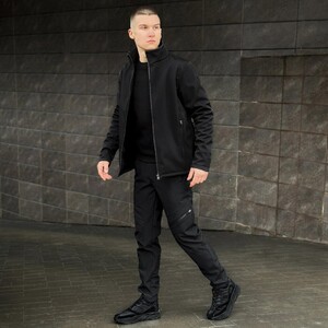 Фото - Однотонна куртка бренду Pobedov Shadow чорного кольору - Men box
