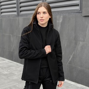 Фото - Однотонна куртка бренду Pobedov Shadow чорного кольору - Men box