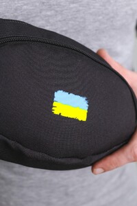 Фото - Чорна чоловіча бананка Intruder з прапором України - Men box
