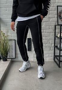 Фото - Чорні спортивні штани з кантом Staff kant retro - Men box