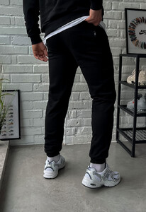 Фото - Чорні спортивні штани з кантом Staff kant retro - Men box