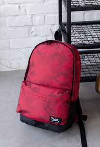 Фото - Рюкзак вишневого цвета Staff 15L cherry camo - Men box