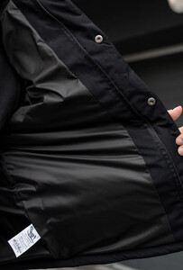 Фото - Утепленная черная жилетка Staff ra black - Men box