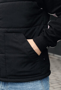 Фото - Утепленная черная жилетка Staff ra black - Men box