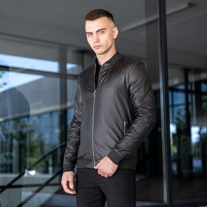 Фото - Кожаная куртка для мужчин Pobedov Orbit черного цвета - Men box