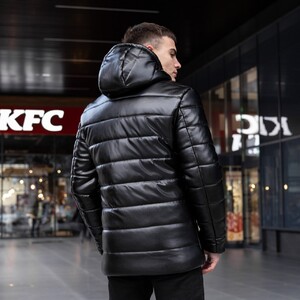 Фото - Молодежная стеганая куртка Pobedov Force черного цвета - Men box