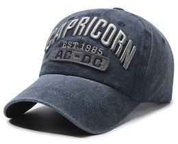 Фото - Чоловіча темно-синя бейсболка Narason з лого Capricorn - Men box