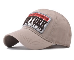 Фото - Молодіжна бежева кепка Sport Line із нашивкою New York - Men box