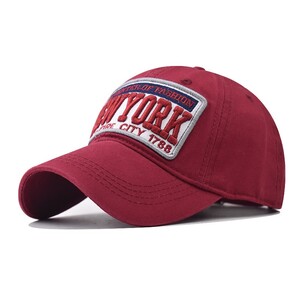 Фото - Бейсболка червоного кольору Sport Line із лого New York - Men box