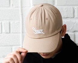 Фото - Бежевая брендированная кепка Staff beige logo - Men box