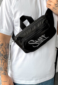 Фото - Мужская поясная сумка Staff sa reflective logo черного цвета - Men box