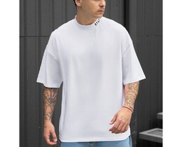 Фото - Белая оверсайз футболка Staff logo neck 2 oversize - Men box