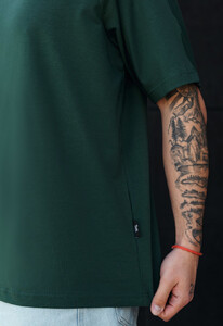 Фото - Однотонна футболка Staff reglan green зеленого кольору - Men box