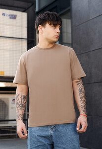 Фото - Базова футболка Staff brown basic коричневого кольору - Men box