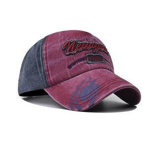 Фото - Кепка Narason малинового цвета с нашивкой New York - Men box