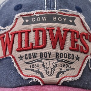 Фото - Молодіжна бейсболка від бренду Narason з лого Wild West - Men box