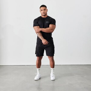 Фото - Молодежная черная футболка VQH для фитнеса - Men box