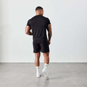 Фото - Молодежная черная футболка VQH для фитнеса - Men box
