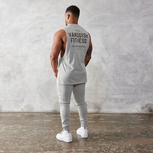 Фото - Белая молодежная майка от VQH для фитнеса - Men box