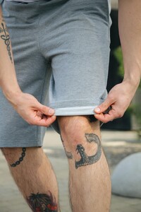 Фото - Базові трикотажні шорти від Intruder сірого кольору - Men box