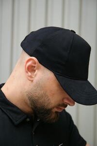 Фото - Базова бейсболка від Intruder у чорному кольорі MyCap - Men box