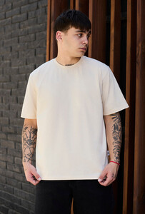 Фото - Однотонна футболка молочного кольору Staff milk basic - Men box