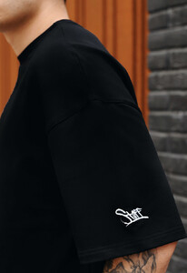Фото - Чорна футболка з вишивкою Staff logo oversize premium - Men box