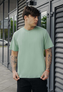 Фото - Світло-зелена унісекс футболка Staff light green basic - Men box