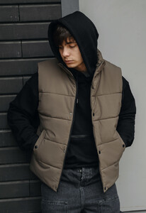 Фото - Однотонная коричневая жилетка Staff cli brown - Men box