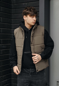 Фото - Однотонная коричневая жилетка Staff cli brown - Men box